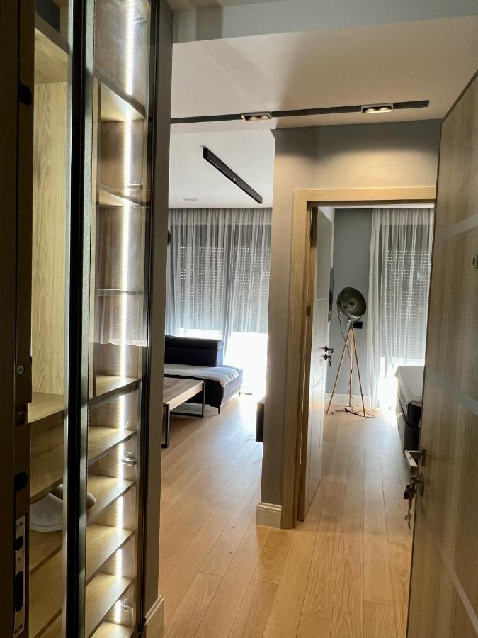 Coin Apartments ウルツィニ 部屋 写真